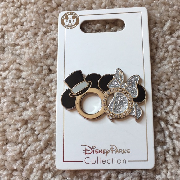 Disney Parks Mickey and Minnie Wedding Bands Pin - Picture 4 of 4
